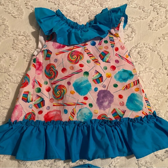 Candy Themed Outfit - Picture 3 of 5